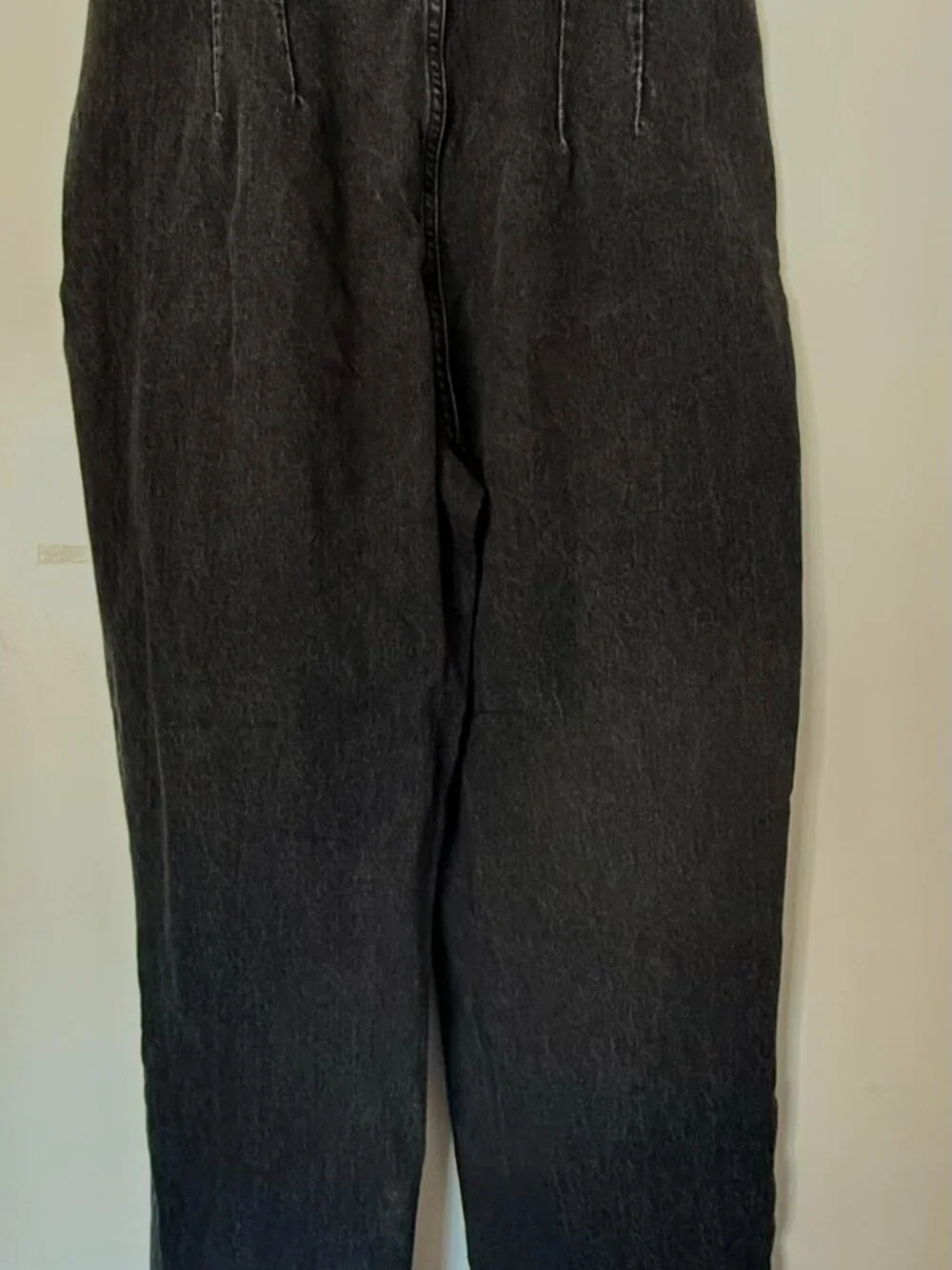 The '80s Mom Jean with Paperbag  Abercrombie & Fitch, Size 4/27 - Picture 8 of 14